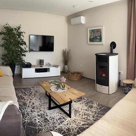 Villa Izabel With Hot Whirpool กรินิตซา ภายนอก รูปภาพ